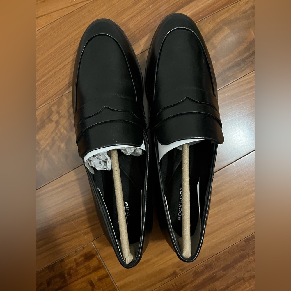 NWT Rockport Perpetua Women’s Loafers Black